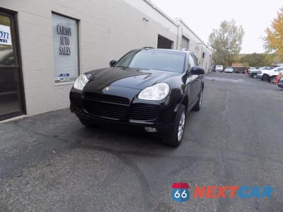 Trzecie zdjęcie samochodu z tyłu: 2006 PORSCHE CAYENNE TURBO VIN:WP1AC29P06LA90781 - miniatura