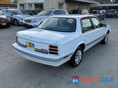 Zdjęcie 13 z 30 samochodu: 1994 OLDSMOBILE CUTLASS CIERA S VIN:1G3AG55M6R6414709 - miniatura