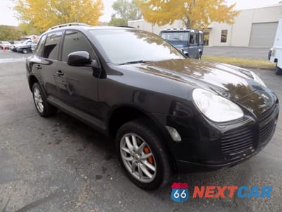 2006 PORSCHE CAYENNE TURBO WP1AC29P06LA90781 - główne zdjęcie licytacji z USA - miniatura