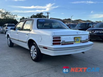 Zdjęcie 10 z 30 samochodu: 1994 OLDSMOBILE CUTLASS CIERA S VIN:1G3AG55M6R6414709 - miniatura