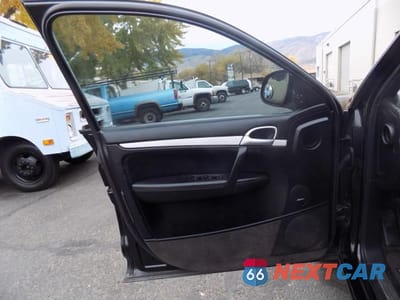 Zdjęcie 12 z 24 samochodu: 2006 PORSCHE CAYENNE TURBO VIN:WP1AC29P06LA90781 - miniatura