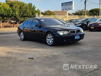 Trzecie zdjęcie samochodu z tyłu: 2003 BMW 745 I VIN:WBAGL63483DP66351 - miniatura