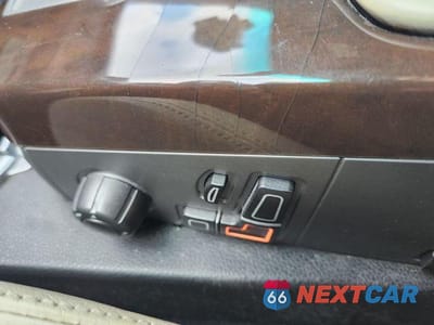 Zdjęcie 34 z 35 samochodu: 2003 BMW 745 I VIN:WBAGL63483DP66351 - miniatura