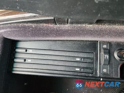 Zdjęcie 29 z 35 samochodu: 2003 BMW 745 I VIN:WBAGL63483DP66351 - miniatura