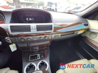 Zdjęcie 22 z 35 samochodu: 2003 BMW 745 I VIN:WBAGL63483DP66351 - miniatura