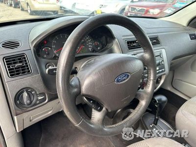 Zdjęcie 8 z 14 samochodu: 2006 FORD FOCUS ZX5 VIN:1FAHP37NX6W160352 - miniatura