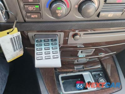 Zdjęcie 32 z 35 samochodu: 2003 BMW 745 I VIN:WBAGL63483DP66351 - miniatura