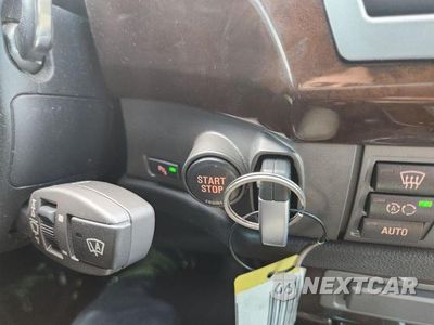 Zdjęcie 24 z 35 samochodu: 2003 BMW 745 I VIN:WBAGL63483DP66351 - miniatura
