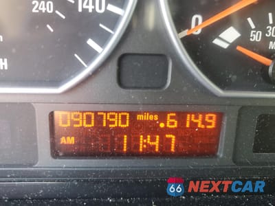 Zdjęcie 8 z 10 samochodu: 1999 BMW 323 I AUTOMATIC VIN:WBAAM3330XFP54620 - miniatura