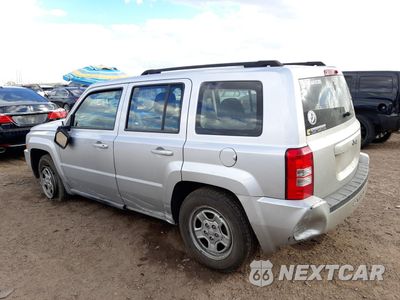 Drugie zdjęcie samochodu z przodu: 2010 JEEP PATRIOT SPORT VIN:1J4NT2GB3AD660151 - miniatura