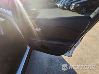 Zdjęcie 16 z 33 samochodu: 2016 JEEP CHEROKEE LATITUDE VIN:1C4PJMCSXGW154853 - miniatura