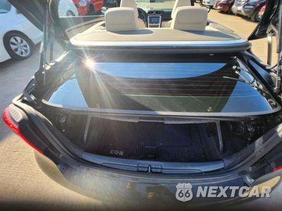 Zdjęcie 15 z 33 samochodu: 2012 VOLKSWAGEN EOS LUX VIN:WVWFW7AH8CV021496 - miniatura