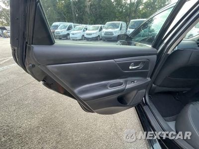 Zdjęcie 9 z 16 samochodu: 2016 NISSAN ALTIMA 2.5 VIN:1N4AL3AP4GN389057 - miniatura