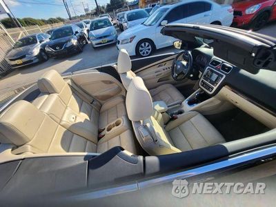 Zdjęcie 13 z 33 samochodu: 2012 VOLKSWAGEN EOS LUX VIN:WVWFW7AH8CV021496 - miniatura