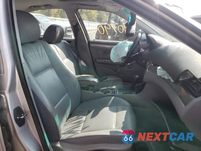 Piąte zdjęcie samochodu w środku: 1999 BMW 323 I AUTOMATIC VIN:WBAAM3330XFP54620 - miniatura