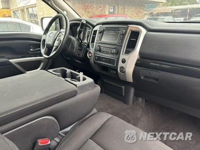 Zdjęcie 17 z 27 samochodu: 2019 NISSAN TITAN S VIN:1N6AA1EKXKN512224 - miniatura