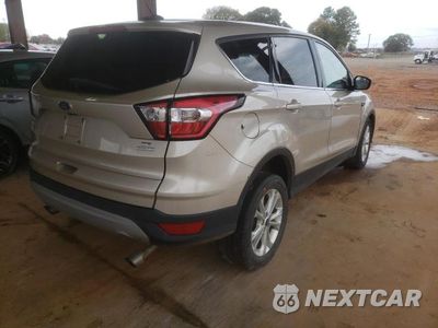 Czwarte zdjęcie samochodu z boku: 2017 FORD ESCAPE SE VIN:1FMCU0GD9HUE91405 - miniatura