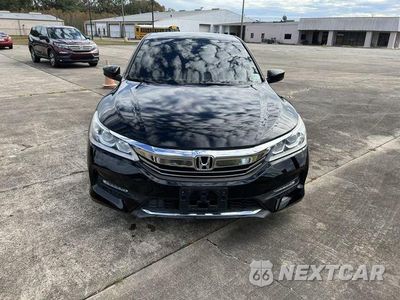 Piąte zdjęcie samochodu w środku: 2017 HONDA ACCORD SPORT VIN:1HGCR2F55HA287358 - miniatura