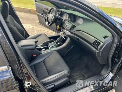 Zdjęcie 10 z 10 samochodu: 2017 HONDA ACCORD SPORT VIN:1HGCR2F55HA287358 - miniatura