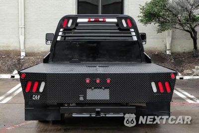 Zdjęcie 8 z 57 samochodu: 2017 CHEVROLET SILVERADO K3500 VIN:1GB4KYCY0HF117778 - miniatura