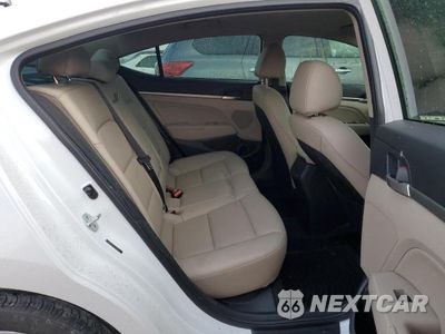 Zdjęcie 6 z 10 samochodu: 2020 HYUNDAI ELANTRA SEL VIN:5NPD84LF4LH530559 - miniatura