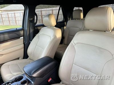 Zdjęcie 11 z 20 samochodu: 2017 FORD EXPLORER LIMITED VIN:1FM5K7F84HGA35029 - miniatura
