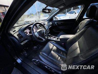 Zdjęcie 10 z 18 samochodu: 2018 NISSAN ALTIMA 2.5 VIN:1N4AL3AP7JC226194 - miniatura
