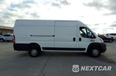 Trzecie zdjęcie samochodu z tyłu: 2020 RAM PROMASTER 3500 3500 HIGH VIN:3C6URVJG1LE113488 - miniatura