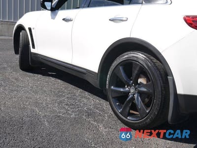 Zdjęcie 9 z 39 samochodu: 2015 INFINITI QX70 VIN:JN8CS1MW6FM483589 - miniatura
