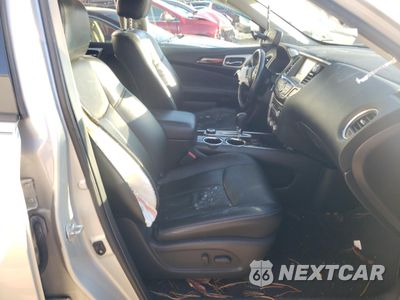 Piąte zdjęcie samochodu w środku: 2015 NISSAN PATHFINDER S VIN:5N1AR2MMXFC615788 - miniatura