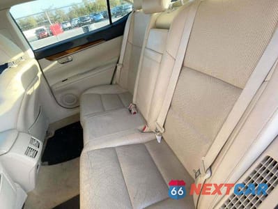 Zdjęcie 9 z 13 samochodu: 2014 LEXUS ES 300H VIN:JTHBW1GG6E2054977 - miniatura