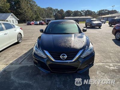 Piąte zdjęcie samochodu w środku: 2017 NISSAN ALTIMA 2.5 VIN:1N4AL3AP8HC189246 - miniatura
