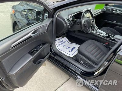 Zdjęcie 9 z 17 samochodu: 2016 FORD FUSION SE VIN:3FA6P0H73GR301515 - miniatura