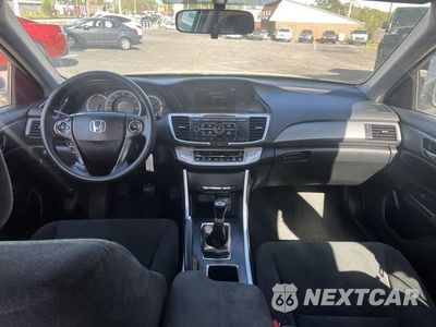 Zdjęcie 28 z 35 samochodu: 2013 HONDA ACCORD LX VIN:1HGCR2E34DA149966 - miniatura