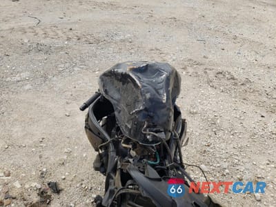 Piąte zdjęcie samochodu w środku: 2023 KAWASAKI ZX636 K VIN:JKBZXJH14PA016279 - miniatura