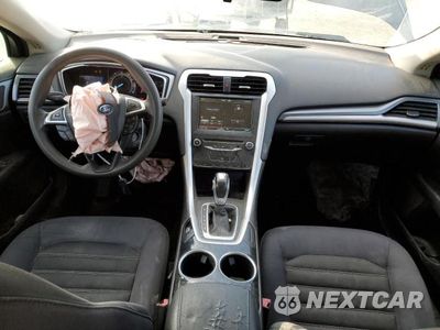 Zdjęcie 8 z 13 samochodu: 2013 FORD FUSION SE VIN:3FA6P0HR8DR275586 - miniatura