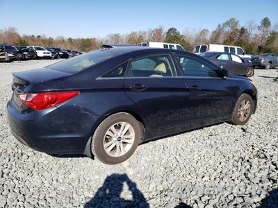Trzecie zdjęcie samochodu z tyłu: 2013 HYUNDAI SONATA GLS VIN:5NPEB4AC4DH690893 - miniatura