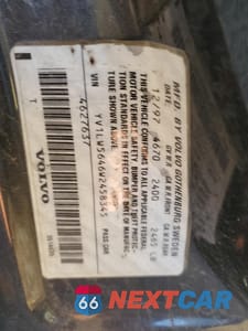 Zdjęcie 12 z 12 samochodu: 1998 VOLVO V70 GLT VIN:YV1LW5646W2458345 - miniatura