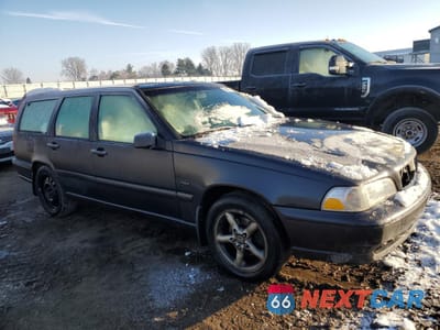 Czwarte zdjęcie samochodu z boku: 1998 VOLVO V70 GLT VIN:YV1LW5646W2458345 - miniatura