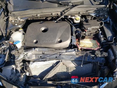 Zdjęcie 12 z 13 samochodu: 2019 VOLVO XC40 T5 MOMENTUM VIN:YV4162XZ9K2007925 - miniatura