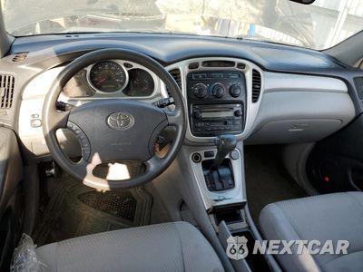 Zdjęcie 8 z 12 samochodu: 2005 TOYOTA HIGHLANDER LIMITED VIN:JTEDP21A850054990 - miniatura
