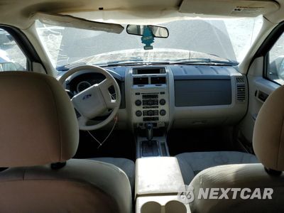 Zdjęcie 8 z 15 samochodu: 2008 FORD ESCAPE XLT VIN:1FMCU93188KA13035 - miniatura