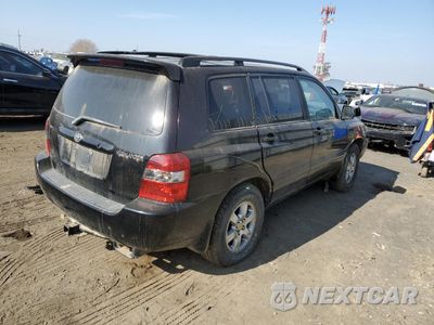Trzecie zdjęcie samochodu z tyłu: 2005 TOYOTA HIGHLANDER LIMITED VIN:JTEDP21A850054990 - miniatura