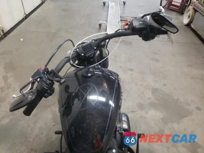 Piąte zdjęcie samochodu w środku: 2020 HARLEY-DAVIDSON FXBB VIN:1HD1YJJ17LB077515 - miniatura