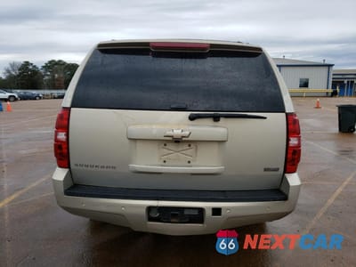 Zdjęcie 6 z 13 samochodu: 2008 CHEVROLET SUBURBAN C1500 LS VIN:3GNFC16018G176519 - miniatura