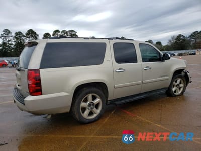 Trzecie zdjęcie samochodu z tyłu: 2008 CHEVROLET SUBURBAN C1500 LS VIN:3GNFC16018G176519 - miniatura