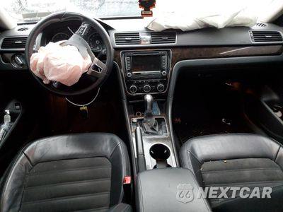 Zdjęcie 8 z 12 samochodu: 2014 VOLKSWAGEN PASSAT SEL VIN:1VWCT7A31EC114498 - miniatura