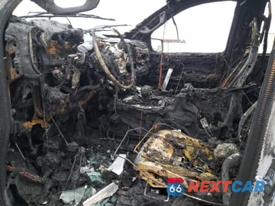 Zdjęcie 7 z 12 samochodu: 2023 CHEVROLET SILVERADO K1500 ZR2 VIN:3GCUDHEL7PG101355 - miniatura