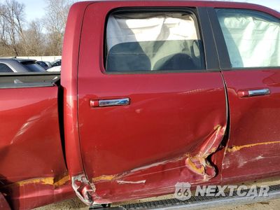 Zdjęcie 10 z 12 samochodu: 2015 RAM 3500 LARAMIE VIN:3C63R3EJ2FG688536 - miniatura
