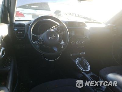 Zdjęcie 8 z 12 samochodu: 2015 KIA SOUL VIN:KNDJN2A21F7815180 - miniatura